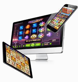 Platta, dator och mobil med casinospel